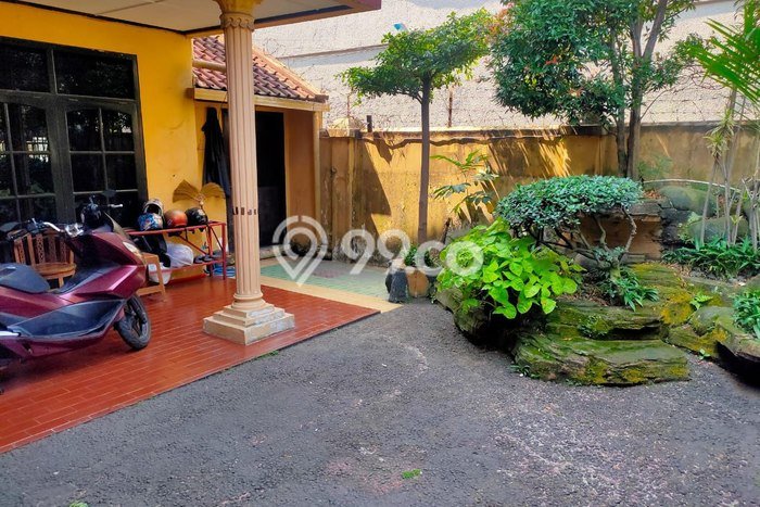 For Sale Rumah 4 Kamar Lokasi Strategis Nyaman dan Strategis di Astanaanyar For Sale Rumah 4 Kamar Lokasi Strategis Nyaman dan Strategis di Astanaanyar