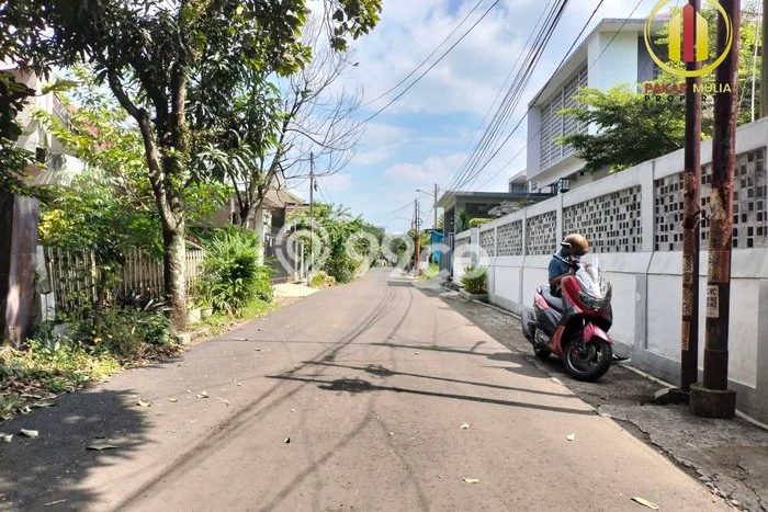 Dijual Cepat Rumah Favorit Siap Huni LB 150m2 di Arcamanik, Bandung Dijual Cepat Rumah Favorit Siap Huni LB 150m2 di Arcamanik, Bandung