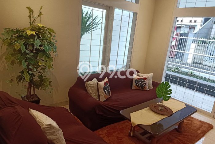 Jual Rumah Luas Elegan Dengan View Eksklusif di Burangrang, Bandung Jual Rumah Luas Elegan Dengan View Eksklusif di Burangrang, Bandung