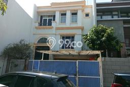Rumah Elit Modern Tanpa Renovasi di Pantai Indah Kapuk Jakarta Utara Rumah Elit Modern Tanpa Renovasi di Pantai Indah Kapuk Jakarta Utara