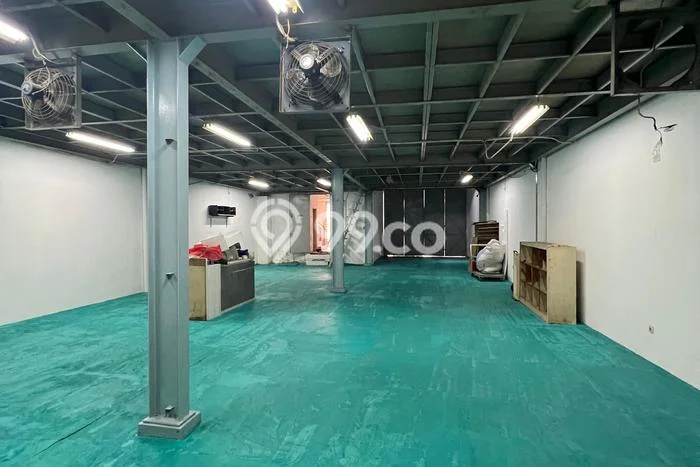 Dijual! Gudang di Pantai Indah Kapuk Jakarta Utara LT 180m2 / LB 375m2 Kawasan Strategis Dijual! Gudang di Pantai Indah Kapuk Jakarta Utara LT 180m2 / LB 375m2 Kawasan Strategis