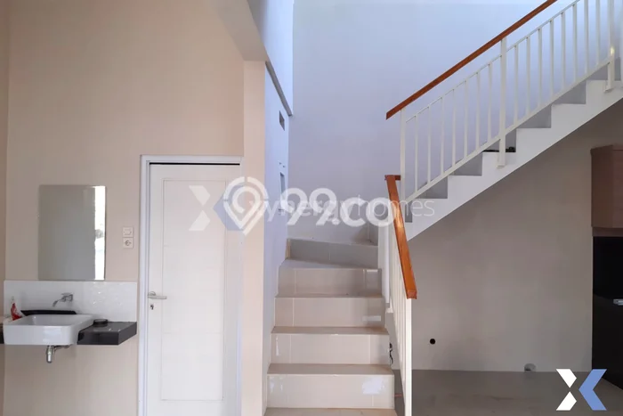 Disewakan Rumah Murah di Kota Baru Parahyangan Bandung Punya 3 Kamar Tidur Disewakan Rumah Murah di Kota Baru Parahyangan Bandung Punya 3 Kamar Tidur