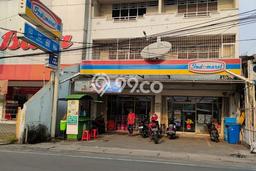 Disewakan Ruko Kawasan Pamulang, Luas 300m², Kawasan Berkembang Disewakan Ruko Kawasan Pamulang, Luas 300m², Kawasan Berkembang