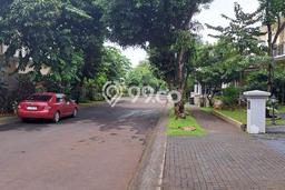 SPECIAL PROPERTY! Rumah di BSD Bukit Golf, LT 371m² LB 450m² SPECIAL PROPERTY! Rumah di BSD Bukit Golf, LT 371m² LB 450m²