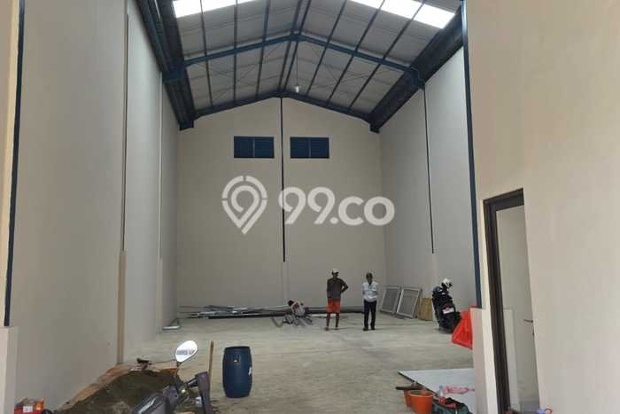 Gudang Area Bisnis di Periuk, Luas 270m2m², Jalan Utama Gudang Area Bisnis di Periuk, Luas 270m2m², Jalan Utama