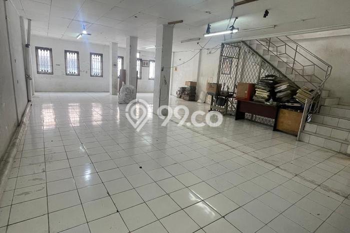 PELUANG EMAS! Ruko Kawasan , Luas 390m2m², Kawasan Komersial PELUANG EMAS! Ruko Kawasan , Luas 390m2m², Kawasan Komersial
