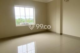Ruko Area Strategis di Green Lake City, Luas 286m², Siap Operasional Ruko Area Strategis di Green Lake City, Luas 286m², Siap Operasional
