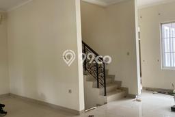 PRIME LOCATION! Rumah area Green Lake City, 3 KT, Area Strategis, Luas 125m² LB 162m² PRIME LOCATION! Rumah area Green Lake City, 3 KT, Area Strategis, Luas 125m² LB 162m²