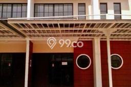 Rumah Nyaman di Green Lake City, 2 KM, Lingkungan Strategis, LT 60m² Bangunan 84m² Rumah Nyaman di Green Lake City, 2 KM, Lingkungan Strategis, LT 60m² Bangunan 84m²