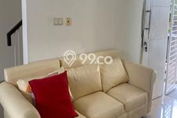 Rumah di Green Lake City, 3 KM, Dekat Fasilitas Umum, LT 144m² Bangunan 147m² Rumah di Green Lake City, 3 KM, Dekat Fasilitas Umum, LT 144m² Bangunan 147m²