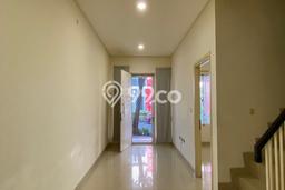 UNIT LANGKA! Rumah kawasan Green Lake City, 3 KM, View Kota, Luas 90m² LB 100m² UNIT LANGKA! Rumah kawasan Green Lake City, 3 KM, View Kota, Luas 90m² LB 100m²