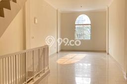 Area Ramai! Ruko Dijual di Cengkareng untuk Bisnis Luas Bangunan 286m2 Area Ramai! Ruko Dijual di Cengkareng untuk Bisnis Luas Bangunan 286m2
