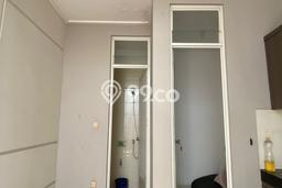 HARGA SPESIAL! Rumah kawasan Green Lake City, Dekat Fasilitas, 3 KM, Luas 120m² Bangunan 127m² HARGA SPESIAL! Rumah kawasan Green Lake City, Dekat Fasilitas, 3 KM, Luas 120m² Bangunan 127m²