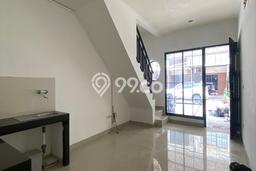 Rumah di Green Lake City, 1 KM, Dekat Pusat Kota, Luas 60m² Bangunan 84m² Rumah di Green Lake City, 1 KM, Dekat Pusat Kota, Luas 60m² Bangunan 84m²