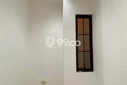 HARGA SPESIAL! Rumah kawasan Green Lake City, Dekat Fasilitas, 1 KM, Luas 48m² Bangunan 60m² HARGA SPESIAL! Rumah kawasan Green Lake City, Dekat Fasilitas, 1 KM, Luas 48m² Bangunan 60m²