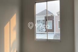 UNIT LANGKA! Rumah di Green Lake City, 3 KM, View Kota, Luas 90m² LB 100m² UNIT LANGKA! Rumah di Green Lake City, 3 KM, View Kota, Luas 90m² LB 100m²
