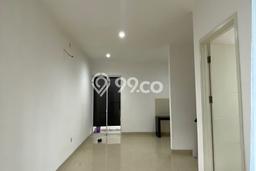 SPECIAL OFFER! Rumah di Green Lake City, 3 KM, Area Strategis, Luas 90m² LB 100m² SPECIAL OFFER! Rumah di Green Lake City, 3 KM, Area Strategis, Luas 90m² LB 100m²