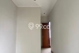 KESEMPATAN TERBAIK! Rumah di Green Lake City, 3 KM, Ready, Luas 105m² LB 116m² KESEMPATAN TERBAIK! Rumah di Green Lake City, 3 KM, Ready, Luas 105m² LB 116m²