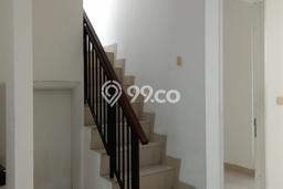 Rumah Asri di Green Lake City, 3 KT, Bebas Macet Rumah Asri di Green Lake City, 3 KT, Bebas Macet