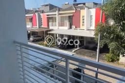 HARGA TERBAIK! Rumah area Green Lake City, 3 KT, Area Sejuk, LT 120m² Bangunan 127m² HARGA TERBAIK! Rumah area Green Lake City, 3 KT, Area Sejuk, LT 120m² Bangunan 127m²