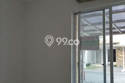 Rumah di Green Lake City, Siap Huni, LT 90m² Rumah di Green Lake City, Siap Huni, LT 90m²
