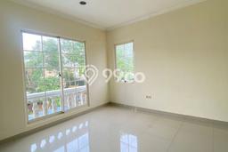 Rumah Nyaman di Green Lake City, 3 KT, Area Strategis, Luas 120m² Bangunan 157m² Rumah Nyaman di Green Lake City, 3 KT, Area Strategis, Luas 120m² Bangunan 157m²