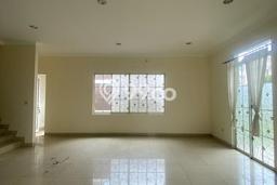 Rumah area Green Lake City, 4 KT, Lingkungan Nyaman Rumah area Green Lake City, 4 KT, Lingkungan Nyaman