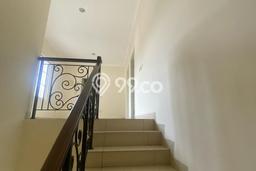 Rumah area Green Lake City, Dekat Tol, 4 KM, LT 200m² LB 239m² Rumah area Green Lake City, Dekat Tol, 4 KM, LT 200m² LB 239m²