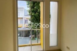 HUNIAN PILIHAN! Rumah di Green Lake City, 3 KT, Area Asri, Luas 90m² Bangunan 100m² HUNIAN PILIHAN! Rumah di Green Lake City, 3 KT, Area Asri, Luas 90m² Bangunan 100m²