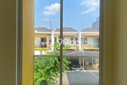 Rumah Asri di Green Lake City, 3 KT, Lokasi Strategis Rumah Asri di Green Lake City, 3 KT, Lokasi Strategis
