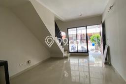 Rumah Kontrakan Jakarta Barat LT 64m2 LB 78m2 Area Green Lake City Rumah Kontrakan Jakarta Barat LT 64m2 LB 78m2 Area Green Lake City