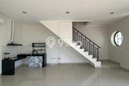 Rumah di Green Lake City, Akses ke Mall, 3 KT Rumah di Green Lake City, Akses ke Mall, 3 KT