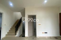 HARGA SPESIAL! Rumah di Green Lake City, Dekat Pusat Kota, 3 KT, LT 120m² Bangunan 126m² HARGA SPESIAL! Rumah di Green Lake City, Dekat Pusat Kota, 3 KT, LT 120m² Bangunan 126m²