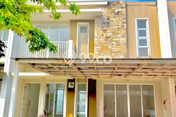 Rumah sewa siap pakai 3 Kamar Tidur di Green Lake City, Jakarta Barat Rumah sewa siap pakai 3 Kamar Tidur di Green Lake City, Jakarta Barat