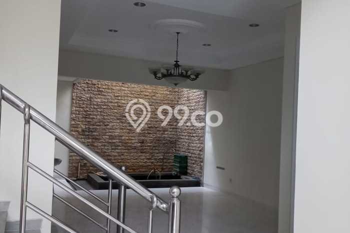Rumah Sewa Jakarta Barat LT 182m2 LB 190m2 Kawasan Permata Buana Rumah Sewa Jakarta Barat LT 182m2 LB 190m2 Kawasan Permata Buana