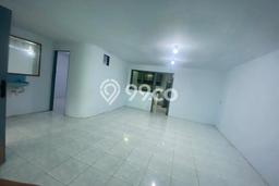 Disewakan! Rumah 2 Kamar Tidur &
2 Kamar Mandi di Muara Karang, Jakarta Utara Disewakan! Rumah 2 Kamar Tidur &
2 Kamar Mandi di Muara Karang, Jakarta Utara