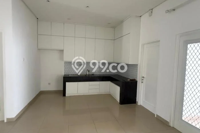 Rumah Kontrakan Jakarta Utara LT 280m2 LB 400m2 Area Pantai Indah Kapuk Rumah Kontrakan Jakarta Utara LT 280m2 LB 400m2 Area Pantai Indah Kapuk