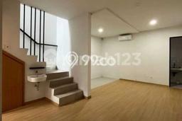Disewakan! Rumah 2 Kamar Tidur &
2 Kamar Mandi di Citra Garden, Jakarta Barat Disewakan! Rumah 2 Kamar Tidur &
2 Kamar Mandi di Citra Garden, Jakarta Barat