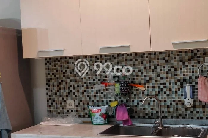 Rumah Elit Modern Tanpa Renovasi di Joglo Jakarta Barat Rumah Elit Modern Tanpa Renovasi di Joglo Jakarta Barat