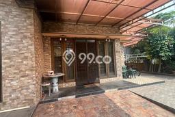 Rumah Mewah LB 200m2 Siap Huni Desain Elegan di Harapan Indah, Bekasi Rumah Mewah LB 200m2 Siap Huni Desain Elegan di Harapan Indah, Bekasi