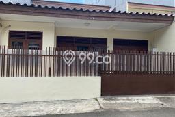 Disewakan! Rumah 4 Kamar Tidur &
2 Kamar Mandi di Tanjung Duren Selatan, Jakarta Barat Disewakan! Rumah 4 Kamar Tidur &
2 Kamar Mandi di Tanjung Duren Selatan, Jakarta Barat