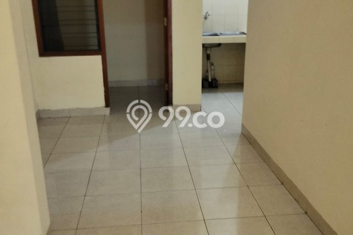 Disewakan! Rumah 4 Kamar Tidur &
2 Kamar Mandi di Tanjung Duren Selatan, Jakarta Barat Disewakan! Rumah 4 Kamar Tidur &
2 Kamar Mandi di Tanjung Duren Selatan, Jakarta Barat