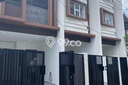 Dijual Rumah Modern 3 KT di Tanjung Duren, Jakarta Barat Dijual Rumah Modern 3 KT di Tanjung Duren, Jakarta Barat