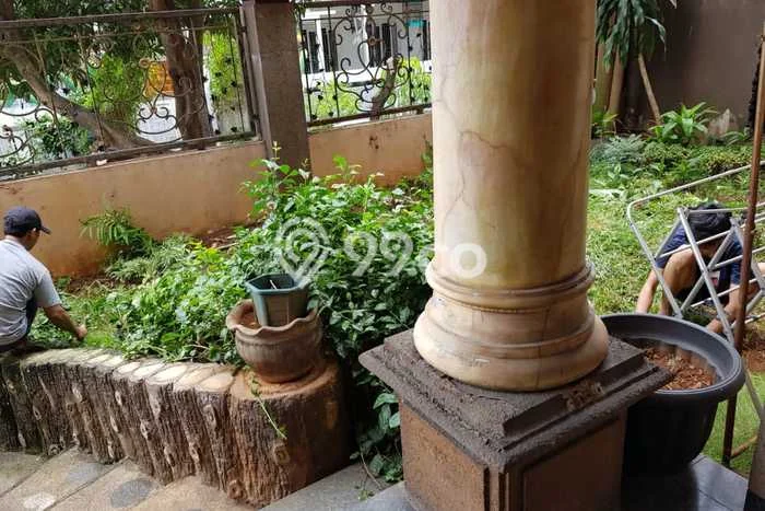 Hunian Mewah Siap Huni LT 270m2 di Cinere, Depok Hunian Mewah Siap Huni LT 270m2 di Cinere, Depok