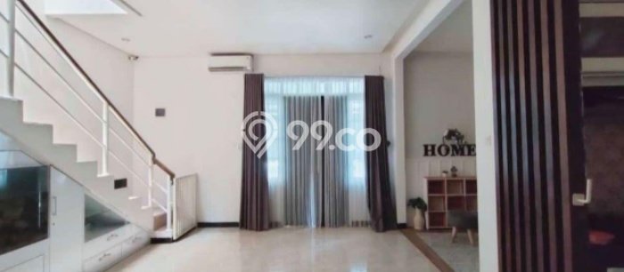 Dijual Hunian Rumah Terawat 4 KT di Cibubur, Depok Dijual Hunian Rumah Terawat 4 KT di Cibubur, Depok