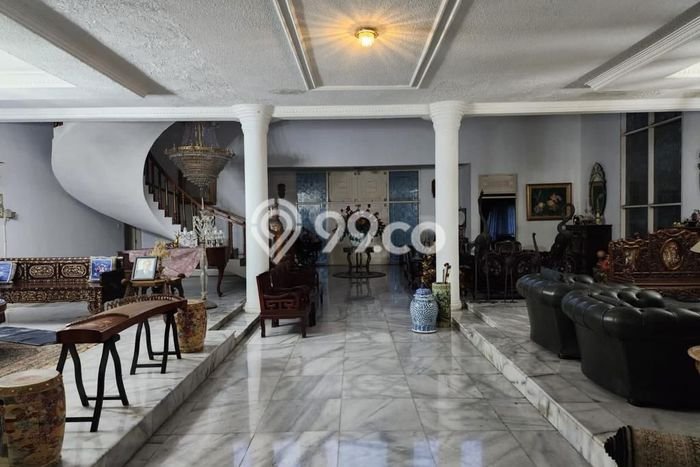 Rumah Luxury Modern Siap Huni di Ragunan Jakarta Selatan Rumah Luxury Modern Siap Huni di Ragunan Jakarta Selatan
