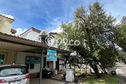 Rumah Luas Asri 4 KT Siap Pakai di Gading Serpong Tangerang Rumah Luas Asri 4 KT Siap Pakai di Gading Serpong Tangerang