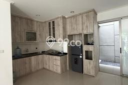 Jarang Ada! Rumah Sewa 3 Kamar Nyaman Siap Huni Pantai Indah Kapuk Jarang Ada! Rumah Sewa 3 Kamar Nyaman Siap Huni Pantai Indah Kapuk