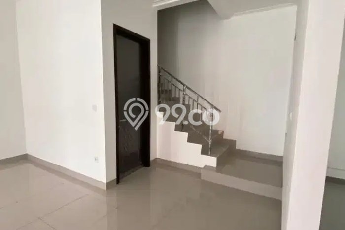Rumah Disewakan Jakarta Utara LT 100m2 LB 130m2 Area Pantai Indah Kapuk Rumah Disewakan Jakarta Utara LT 100m2 LB 130m2 Area Pantai Indah Kapuk