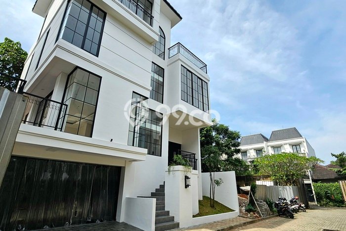 Dijual Rumah Mewah Exclusive di Jagakarsa, Jakarta Selatan Dijual Rumah Mewah Exclusive di Jagakarsa, Jakarta Selatan